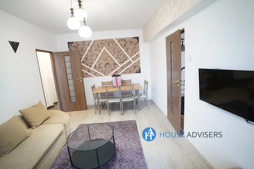 Inchiriere apartament 3 camere Romana - imagine 1