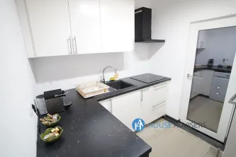 Inchiriere apartament 3 camere Universitate - imagine 16