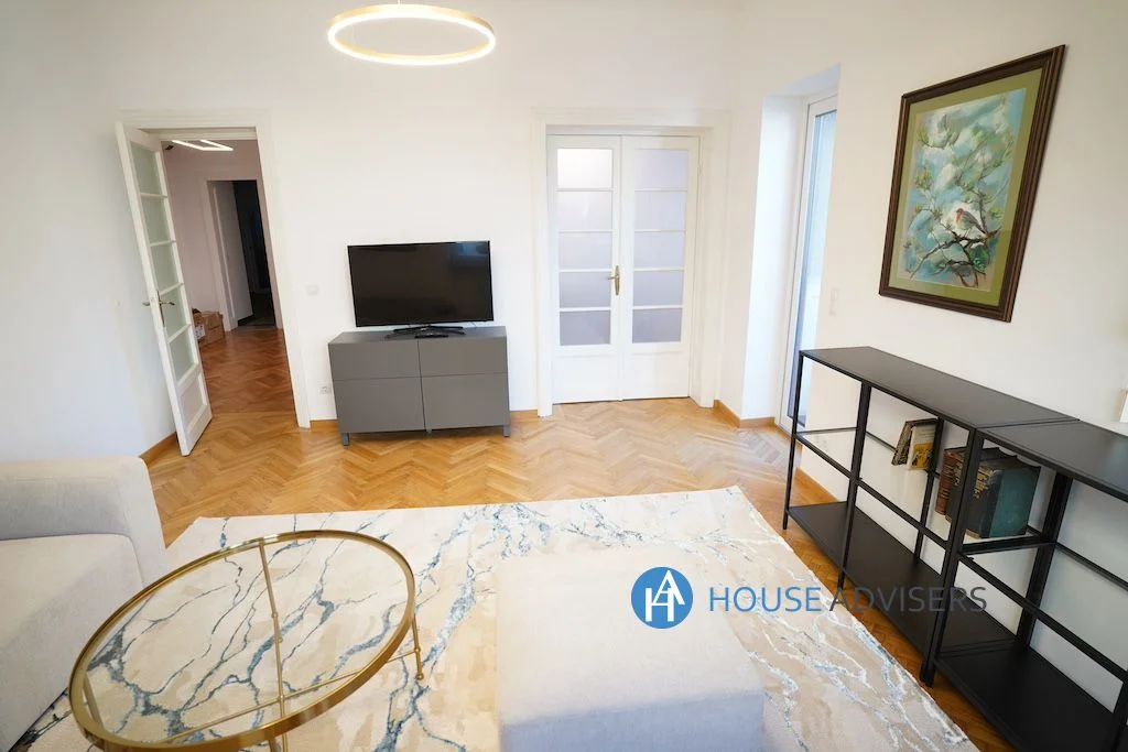 Inchiriere apartament 3 camere Universitate - imagine 1