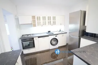 Inchiriere apartament 4 camere Romana - imagine 14