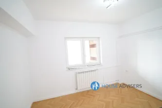 Inchiriere apartament 4 camere Romana - imagine 13