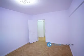 Inchiriere apartament 4 camere Romana - imagine 11