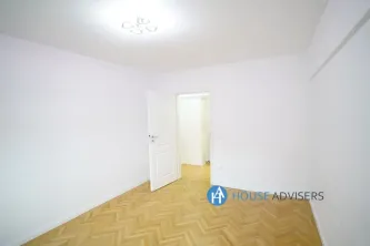 Inchiriere apartament 4 camere Romana - imagine 9