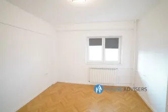 Inchiriere apartament 4 camere Romana - imagine 6
