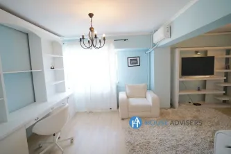 Vanzare apartament 3 camere Romana - imagine 3