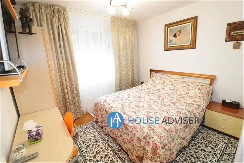 Inchiriere apartament 3 camere 1 Mai - imagine 1