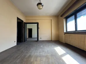 De inchiriat -  Vila interbelica 330mp utili + Garaj - Tokio -Capitale - imagine 19