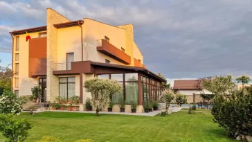 Pensiune de vanzare sau inchiriat – Afacere functionala la cheie - imagine 4