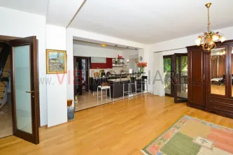 Baneasa - Teisani, vila P+1E, 6 camere, suprafata utila 212 mp - imagine 6