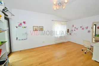 Baneasa - Teisani, vila P+1E, 6 camere, suprafata utila 212 mp - imagine 13
