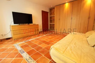 Decebal-Alba Iulia-complet renovat/mobilat-loc de parcare - imagine 2