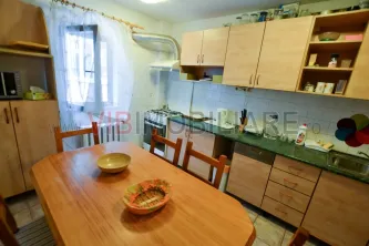 Crangasi - Metrou - Str Nucsoara - 3 camere decomandat - 2 bai - imagine 9