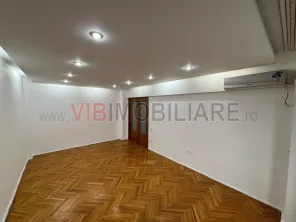 Decebal - Vedere bulevard - 3 balcoane - stradal - imagine 3