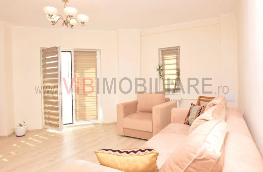 Decebal-Piata Alba Iulia-vedere bulevard-complet renovata - imagine 1