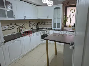 Fundeni - Dobroesti -  3 camere - centrala proprie -loc de parcare