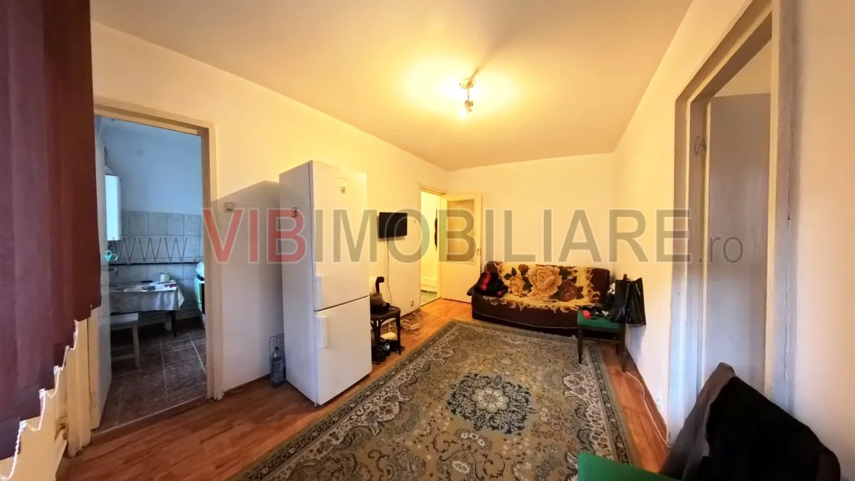 Apartament de închiriat  la parter– Buzău, Cartier Crâng II - imagine 1