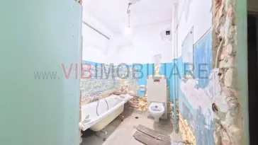 Muncii - Basarabia - Bloc mixt -Garsoniera cu boxa - etj 2 - imagine 4