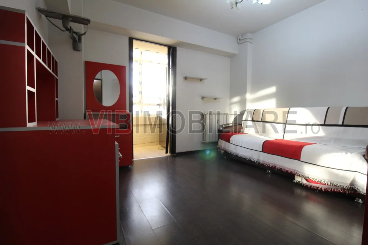 Unirii - Mircea Voda -2 camere - vedere bulevard - boxa + loc de parcare - imagine 1