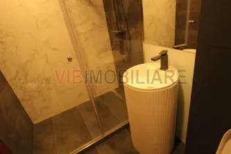 Piata Alba Iulia - Rond Alba Iulia - bloc mixt - imagine 5