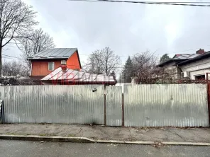 Casa cu Curte - Eroii Revolutiei - Cimintirul Lutheran - imagine 5