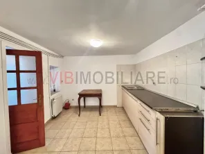 Casa cu Curte - Eroii Revolutiei - Cimintirul Lutheran - imagine 7