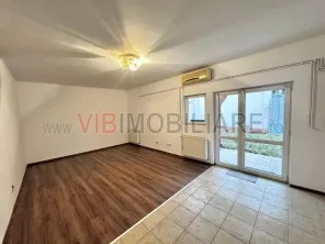 Casa cu Curte - Eroii Revolutiei - Cimintirul Lutheran - imagine 3