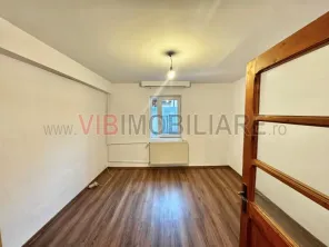 Casa cu Curte - Eroii Revolutiei - Cimintirul Lutheran - imagine 8