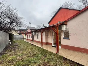 Casa cu Curte - Eroii Revolutiei - Cimintirul Lutheran - imagine 1