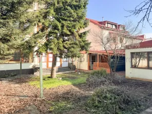 Inchiriere-Vila 7 camere-227 mp utili-Vatra Luminoasa