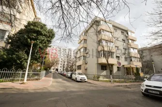 Camil Ressu - Dristor - Aleea Suraia - 3 cam 1984 - renovat/mobilat complet - imagine 18