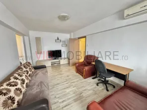 2 Camere - Titan - Metrou - Parc - imagine 2