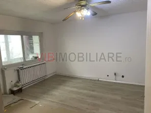 Decebal - metrou Piata Muncii - bloc mixt - studio renovat - imagine 4