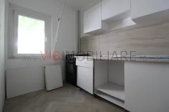 Decebal - metrou Piata Muncii - bloc mixt - studio renovat - imagine 2