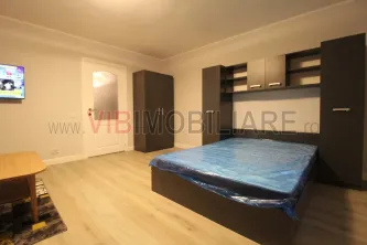 Piata Alba Iulia - Decebal - studio prima inchiriere - vedere bulevard - imagine 4