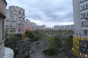 Piata Alba Iulia - Decebal - studio prima inchiriere - vedere bulevard - imagine 18