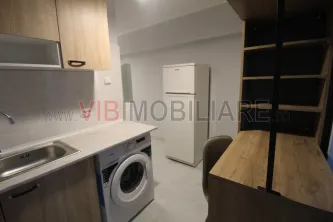 Piata Alba Iulia - Decebal - studio prima inchiriere - vedere bulevard - imagine 7