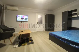 Piata Alba Iulia - Decebal - studio prima inchiriere - vedere bulevard - imagine 16