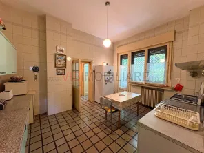 UNIRII-MIRCEA VODA, apartament in vila interbelica, 6 camere, 190 mp - imagine 12