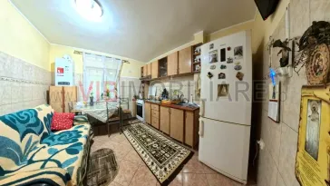 Apartament 3 camere Central - parter- 80 mp - boxa inclusa - imagine 5