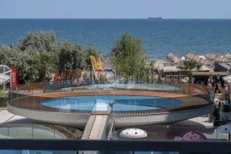 Titanic White, apartament lux, vedere frontala la mare - imagine 3