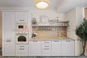 Titanic White, apartament lux, vedere frontala la mare - imagine 12