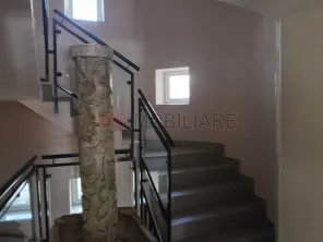 Hotel de vânzare – Timișoara Investiție într-o zonă cu cerere ridicată - imagine 2