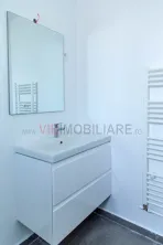 Casa cu 4 camere intabulata in ansamblu cu iesire la lac - Crevedia - imagine 18