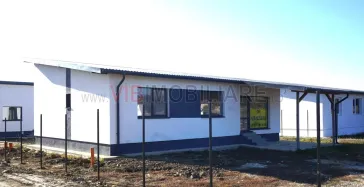 Casa cu 4 camere intabulata in ansamblu cu iesire la lac - Crevedia - imagine 3