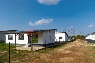 Casa cu 4 camere intabulata in ansamblu cu iesire la lac - Crevedia - imagine 23
