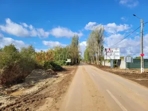 Izvorani, 2500mp deschidere la asfalt, cu toate utilitatile - imagine 3