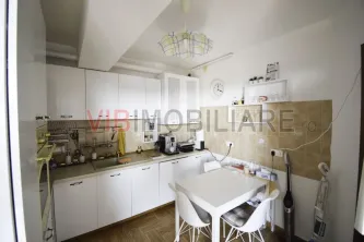 Apartament mobilat lux Bucurestii Noi , Sisesti 2 Cocosi boxa la subsol - imagine 10