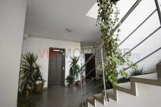 Apartament mobilat lux Bucurestii Noi , Sisesti 2 Cocosi boxa la subsol - imagine 17