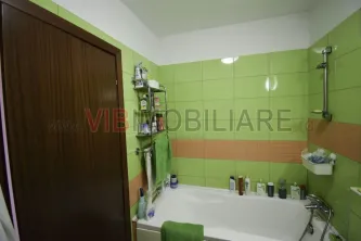 Apartament mobilat lux Bucurestii Noi , Sisesti 2 Cocosi boxa la subsol - imagine 13