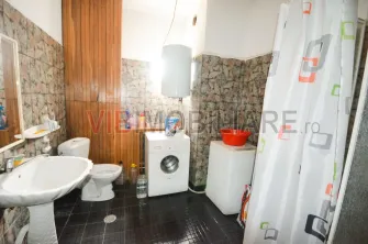 Urlati - Str Eternitatii - Vila 12 camere - teren 1081mp - 2 garaje - imagine 11